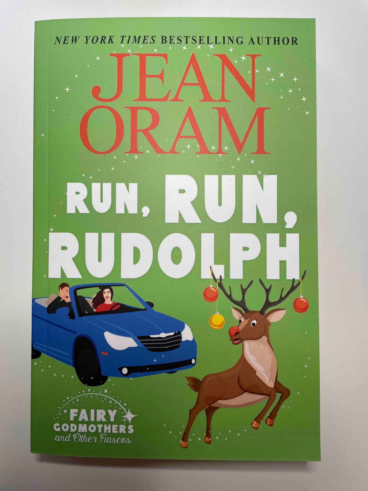 Cover of Run, Run Rudolph by Jean Oram. A Christmas romcom set in Canada. Paperback.